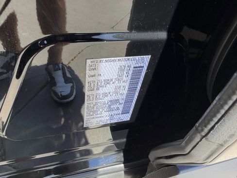 Used 2025 Nissan Pathfinder SV w/ SV Premium Package FWD image 45