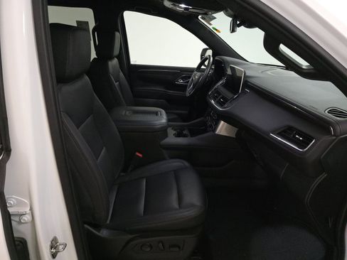 Used 2024 Chevrolet Tahoe LT image 10