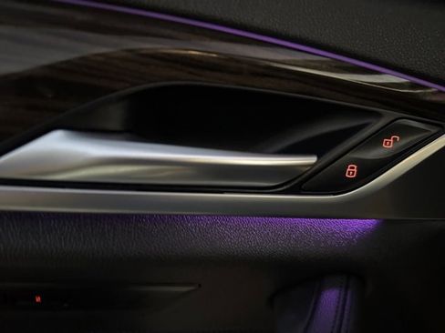 Used 2019 BMW 530i 530i w/ Convenience Package image 34