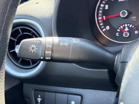 Used 2024 Kia Forte LXS image 16