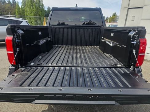 New 2026 Toyota Tacoma TRD Off-Road AWD/4WD image 14