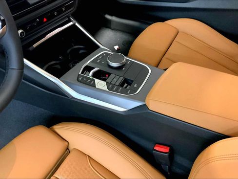 Used 2025 BMW 230i xDrive Coupe w/ Premium Package AWD/4WD image 7
