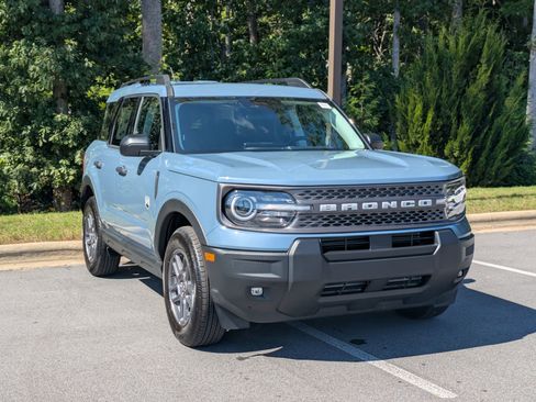 New 2025 Ford Bronco Sport Big Bend w/ Convenience Package AWD/4WD image 2