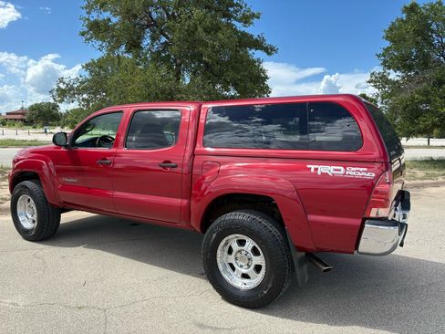 Used 2005 Toyota Tacoma PreRunner RWD image 14