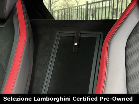 Used 2024 Lamborghini Urus Performante image 52