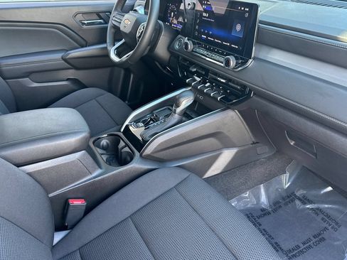Used 2026 Chevrolet Colorado LT RWD image 19