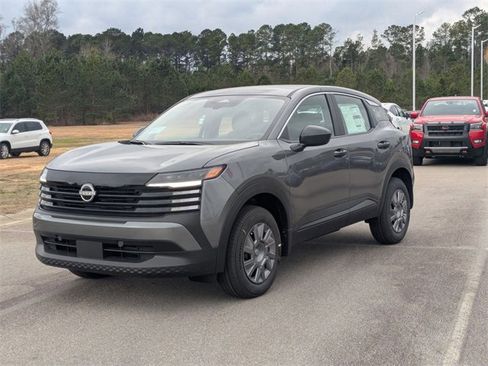 New 2026 Nissan Kicks S image 7