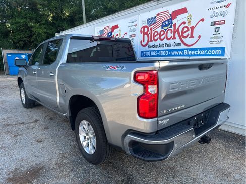 Used 2023 Chevrolet Silverado 1500 LT w/ Safety Package AWD/4WD image 8