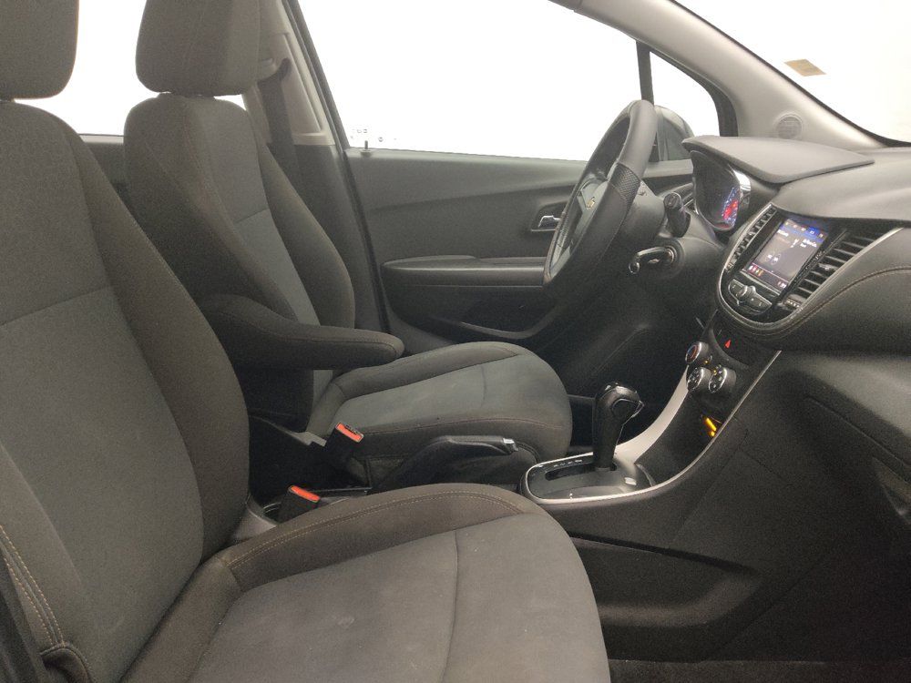 Used 2020 Chevrolet Trax LS FWD image 21