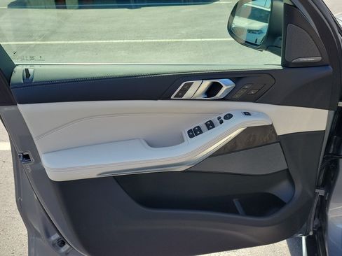 New 2026 BMW X5 xDrive40i AWD/4WD image 13