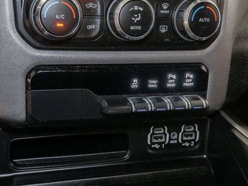 Used 2022 RAM 1500 Big Horn AWD/4WD image 24