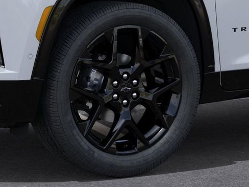 New 2026 Chevrolet Traverse RS FWD image 9