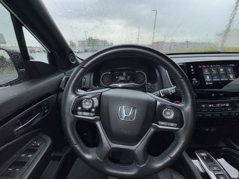 Used 2021 Honda Passport Touring image 14