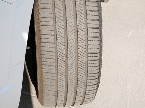 Used 2021 GMC Acadia Denali w/ Denali Ultimate Package image 21