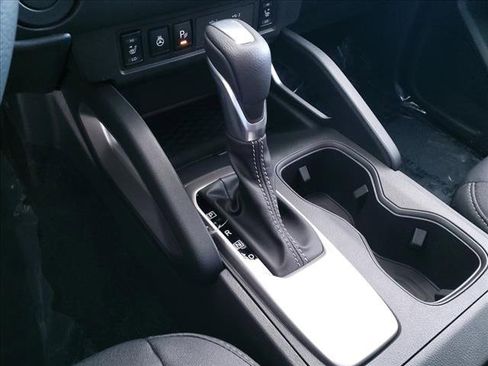 New 2025 Nissan Frontier SV w/ SV Convenience Package image 17