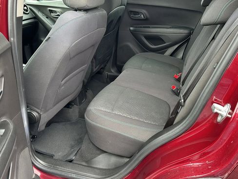 Used 2016 Chevrolet Trax LS AWD/4WD image 12