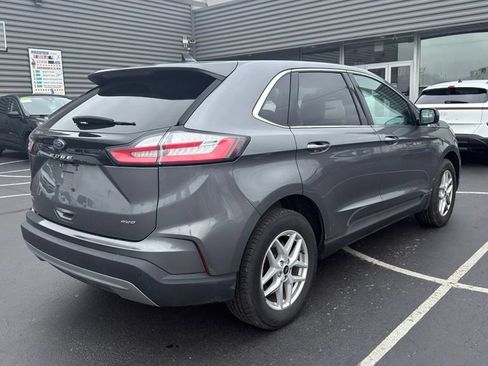Used 2024 Ford Edge SEL AWD/4WD image 5