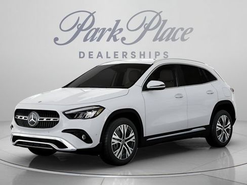 Used 2025 Mercedes-Benz GLA 250 4MATIC image 1