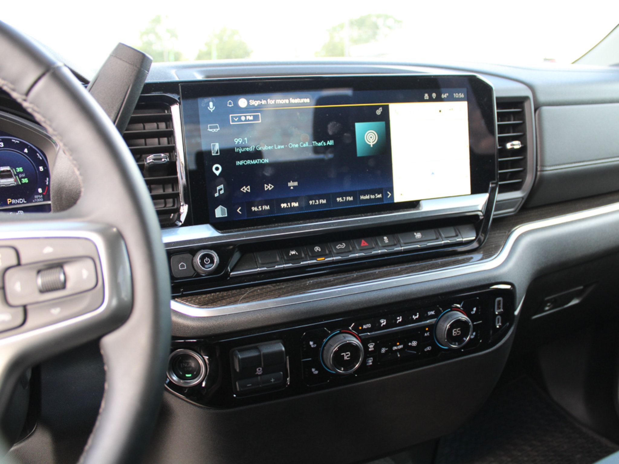 Used 2025 Chevrolet Silverado 1500 LT AWD/4WD image 26