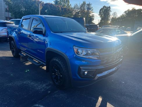 Used 2022 Chevrolet Colorado Z71 image 3