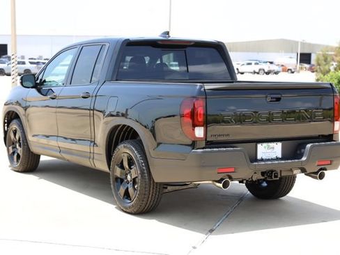 New 2026 Honda Ridgeline Black Edition image 6