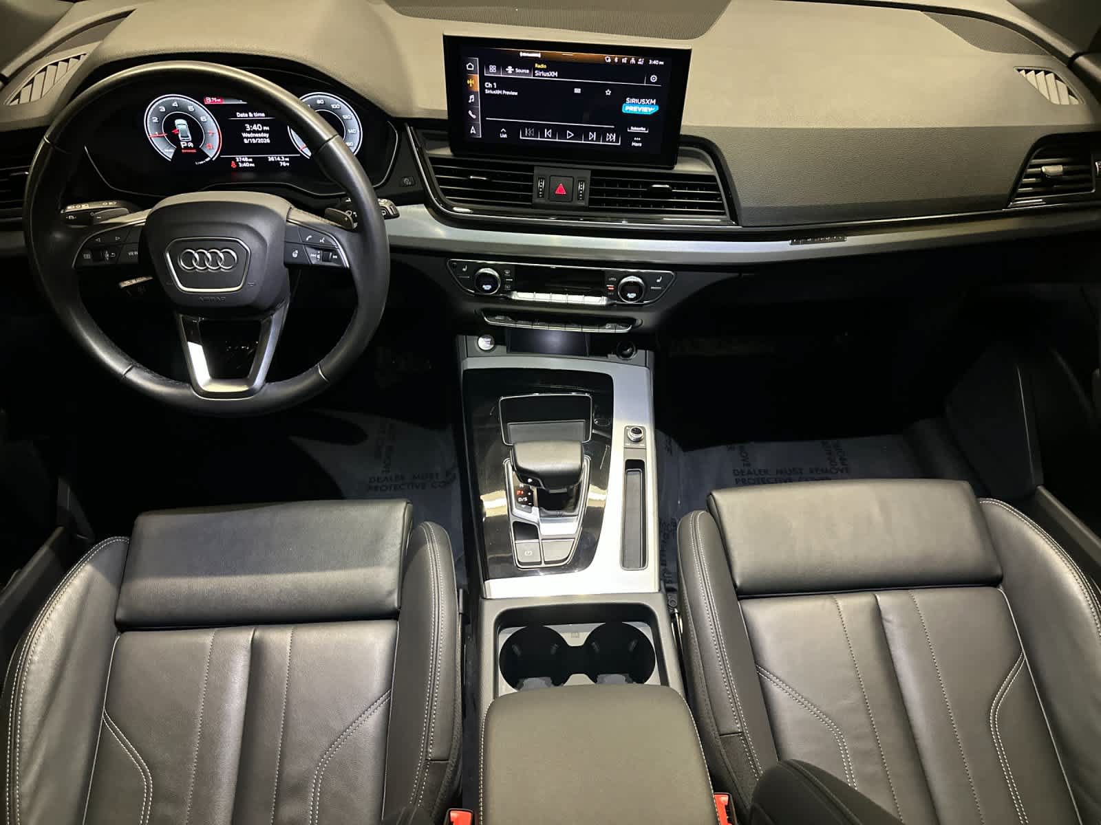 Used 2025 Audi Q5 2.0T Premium w/ Convenience Plus Package AWD/4WD image 3