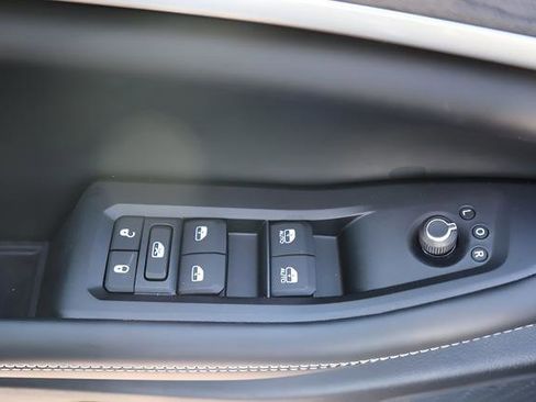 New 2025 Jeep Grand Cherokee Limited image 15