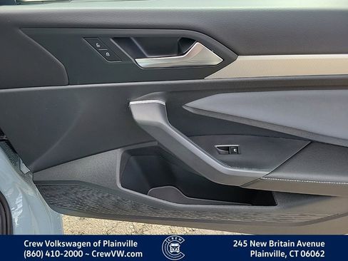 New 2026 Volkswagen Jetta SE FWD image 42