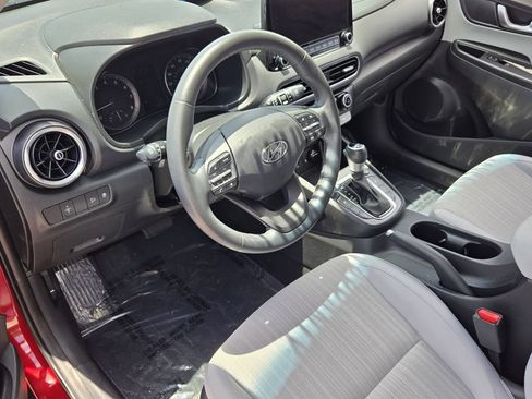 Used 2023 Hyundai Kona SEL w/ Convenience Package FWD image 11