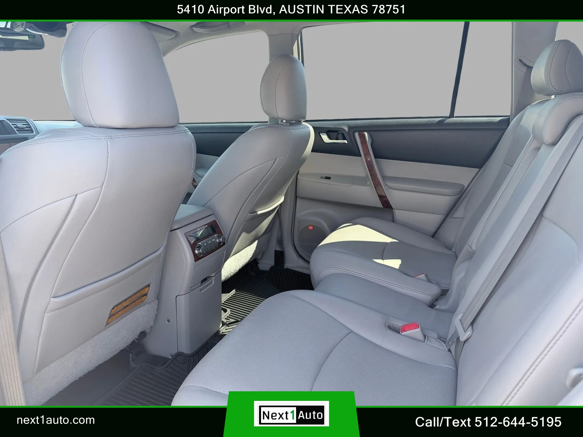 Used 2012 Toyota Highlander Limited w/ Tow Pkg AWD/4WD image 31