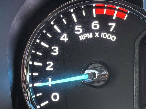 Used 2022 Ford F350 Lariat w/ Black Appearance Package image 25