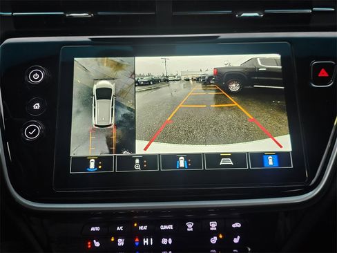 Used 2023 Chevrolet Bolt LT w/ Infotainment Package image 32