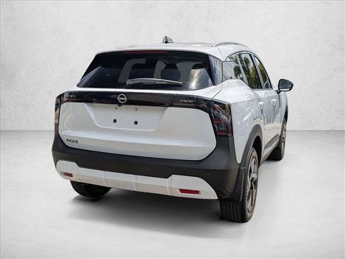 New 2026 Nissan Kicks SV FWD image 2