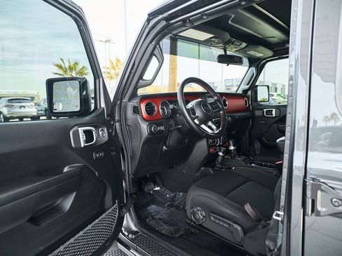 Used 2021 Jeep Wrangler Unlimited Rubicon image 19
