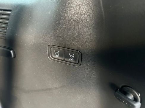 Used 2025 Hyundai Santa Fe Calligraphy w/ Tow & Go Package image 14