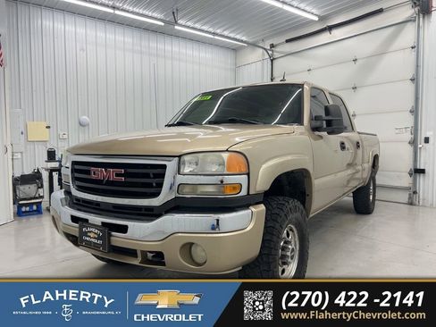 Used 2005 GMC Sierra 2500 SLE w/ Heavy-Duty Power Package image 6