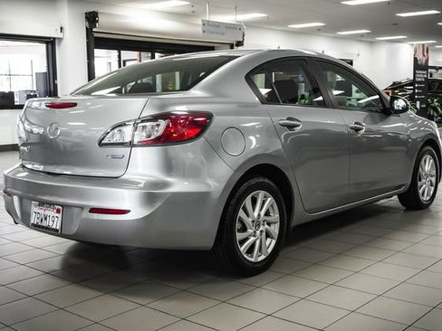 Used 2013 MAZDA MAZDA3 i Touring FWD image 5