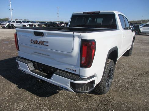 New 2026 GMC Sierra 1500 AT4 image 4