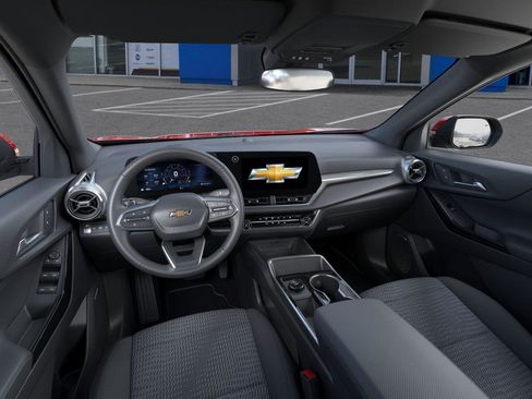 New 2026 Chevrolet Equinox LT AWD/4WD image 15
