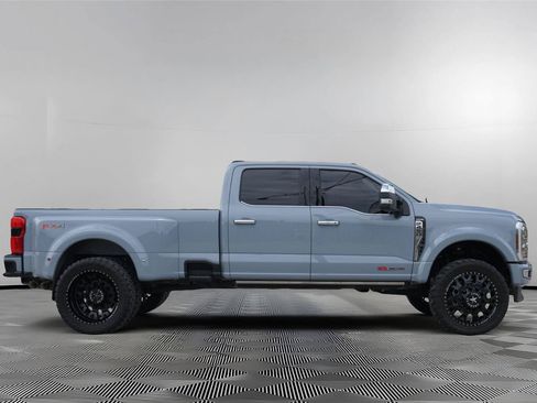 Used 2024 Ford F450 Limited w/ FX4 Off-Road Package AWD/4WD image 4