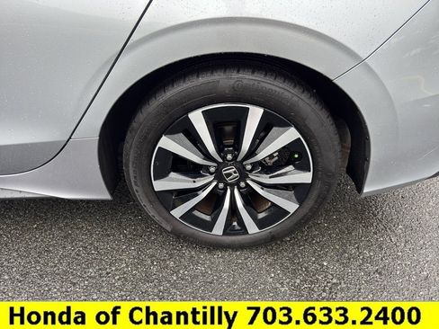 Used 2024 Honda Civic EX-L image 25