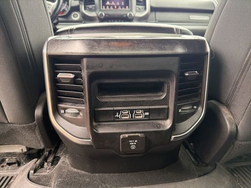 Used 2019 RAM 1500 Big Horn AWD/4WD image 13