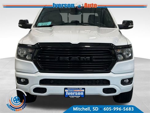 Used 2021 RAM 1500 Big Horn AWD/4WD image 3