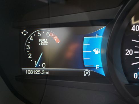 Used 2019 Ford Fusion SE w/ Equipment Group 151A image 24