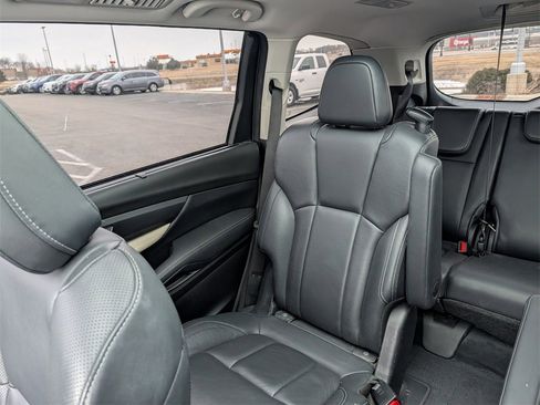 Used 2020 Subaru Ascent Limited w/ Technology Package image 12