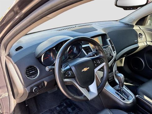 Used 2016 Chevrolet Cruze LTZ w/ Sun, Sound and Sport Package image 10