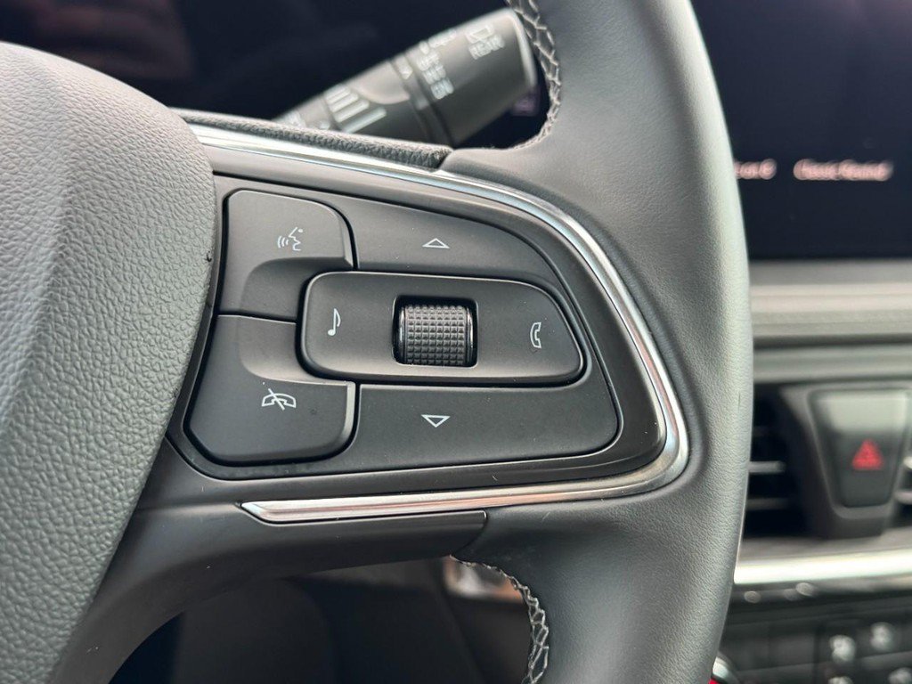 Used 2025 Buick Encore GX Preferred FWD image 20