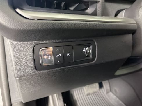 New 2026 Chevrolet Traverse LT FWD image 30