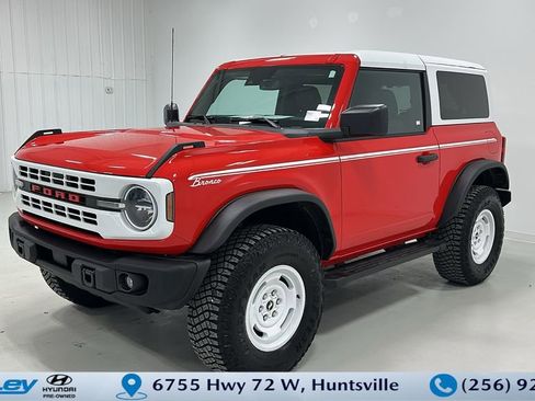 Used 2024 Ford Bronco Heritage Edition image 1