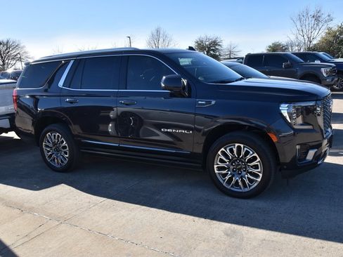 Used 2024 GMC Yukon Denali Ultimate image 5